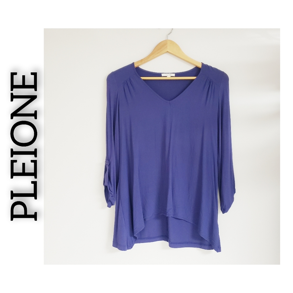 Pleione Blouse Blue Size Small V Neck